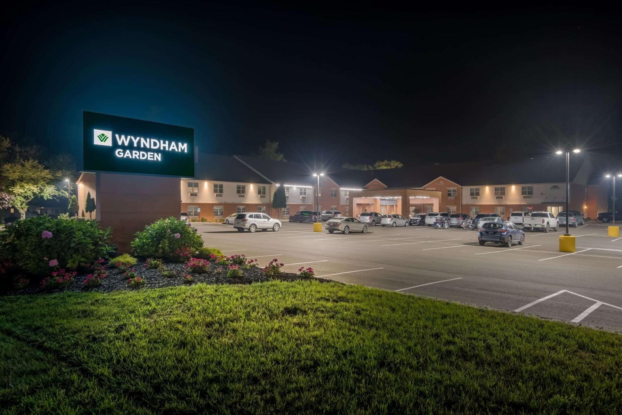 Wyndham Garden Galena Hotel & Day Spa Zewnętrze zdjęcie